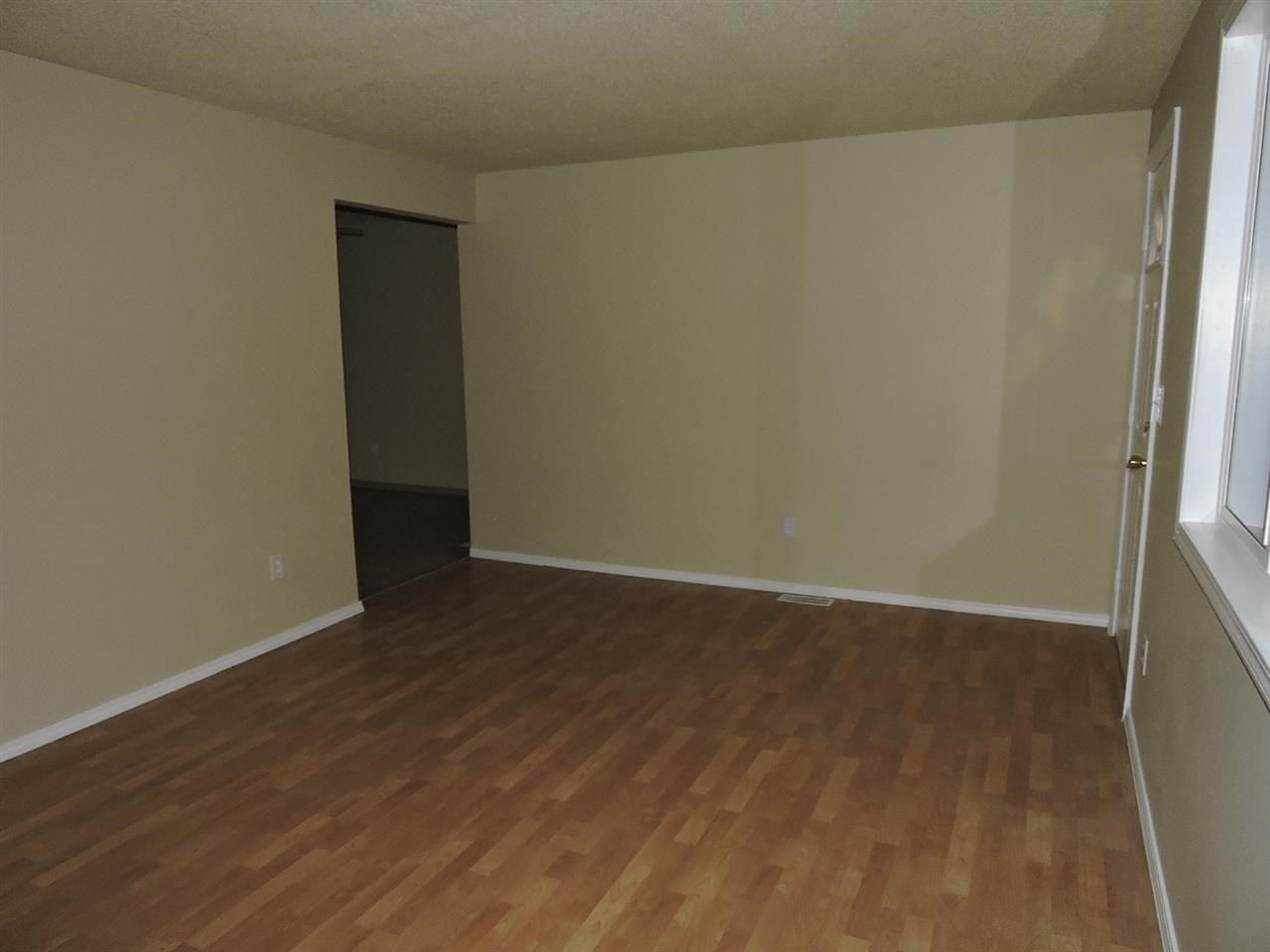 9 N Holiday Rd - Photo 7