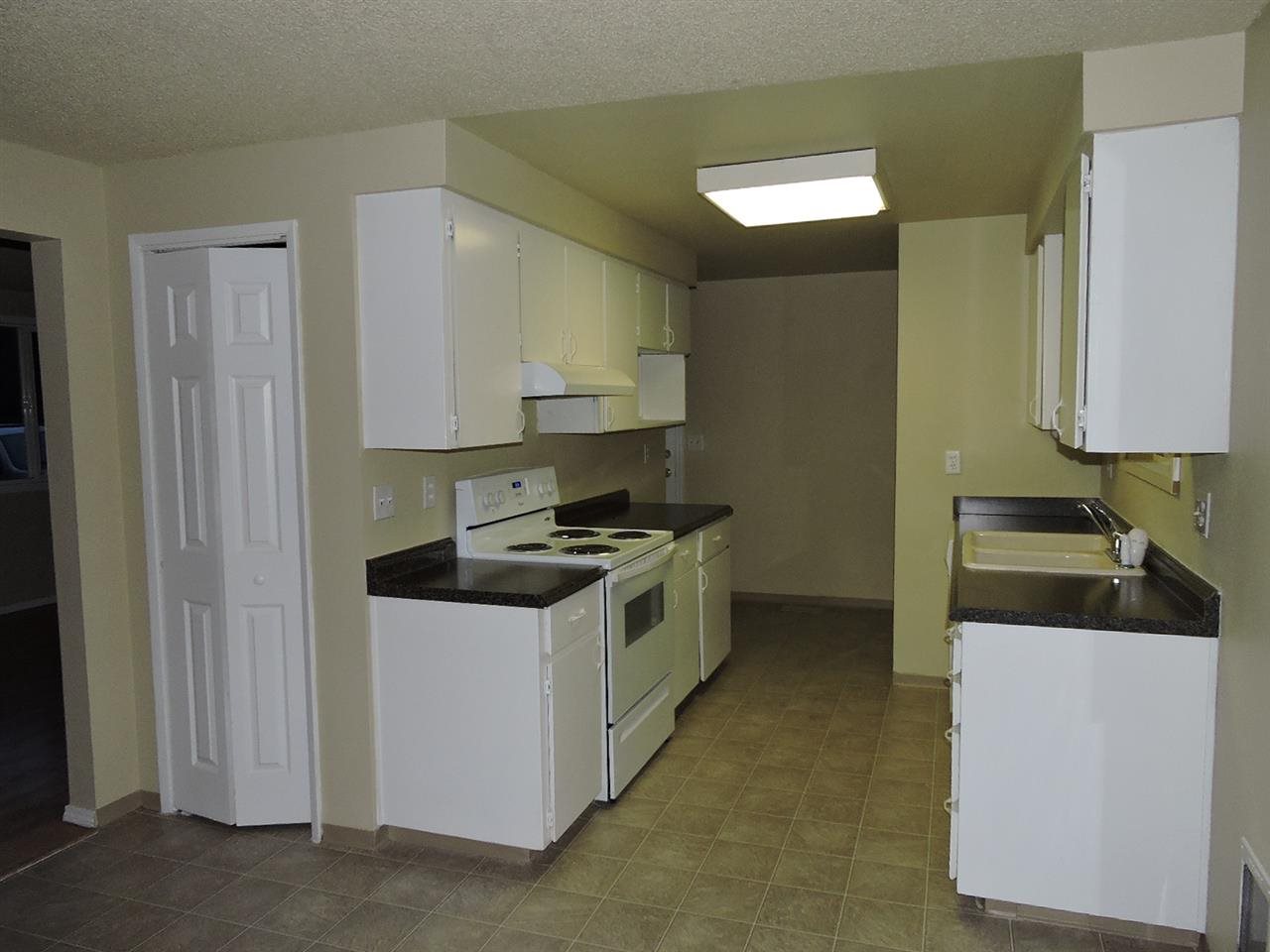 9 N Holiday Rd - Photo 8