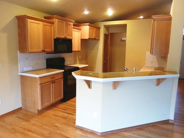 12716 E 39th Ln - Photo 6