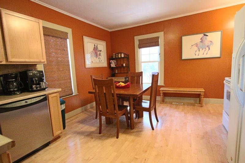 1638 W Wilson - Photo 3