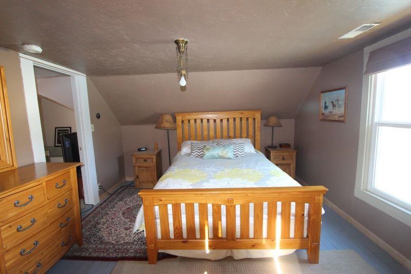 1638 W Wilson - Photo 8
