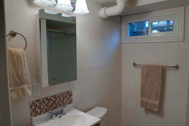 1653 E Glass - Photo 12