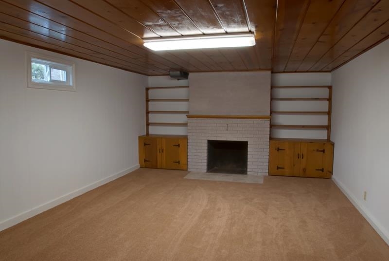 1653 E Glass - Photo 10