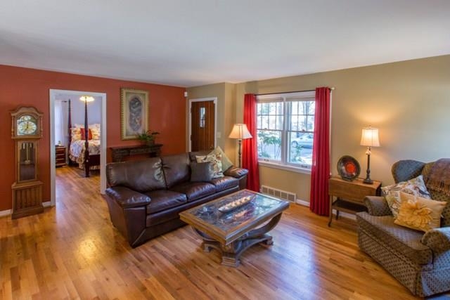 634 E 26th Ave - Photo 3