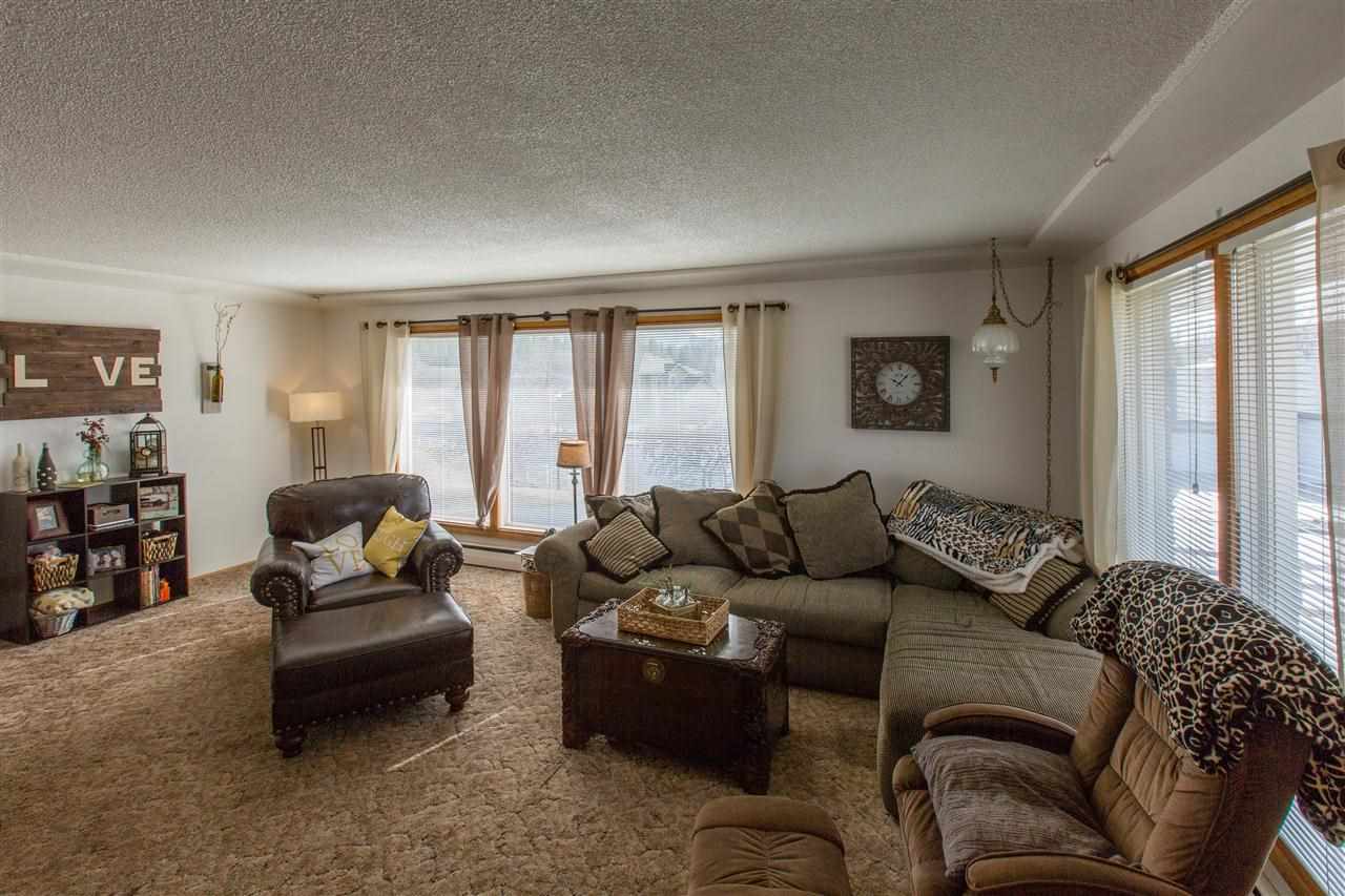 15305 E 23rd Ave - Photo 4