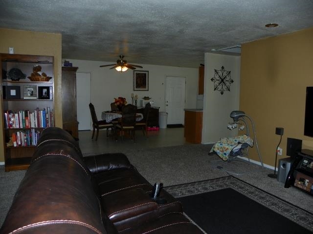 631 W Kiernan Ave - Photo 11