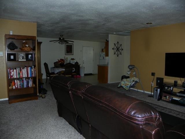 631 W Kiernan Ave - Photo 12