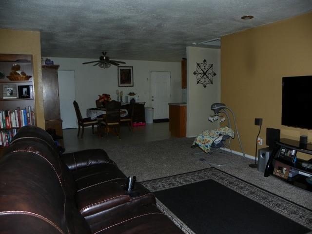 631 W Kiernan Ave - Photo 3