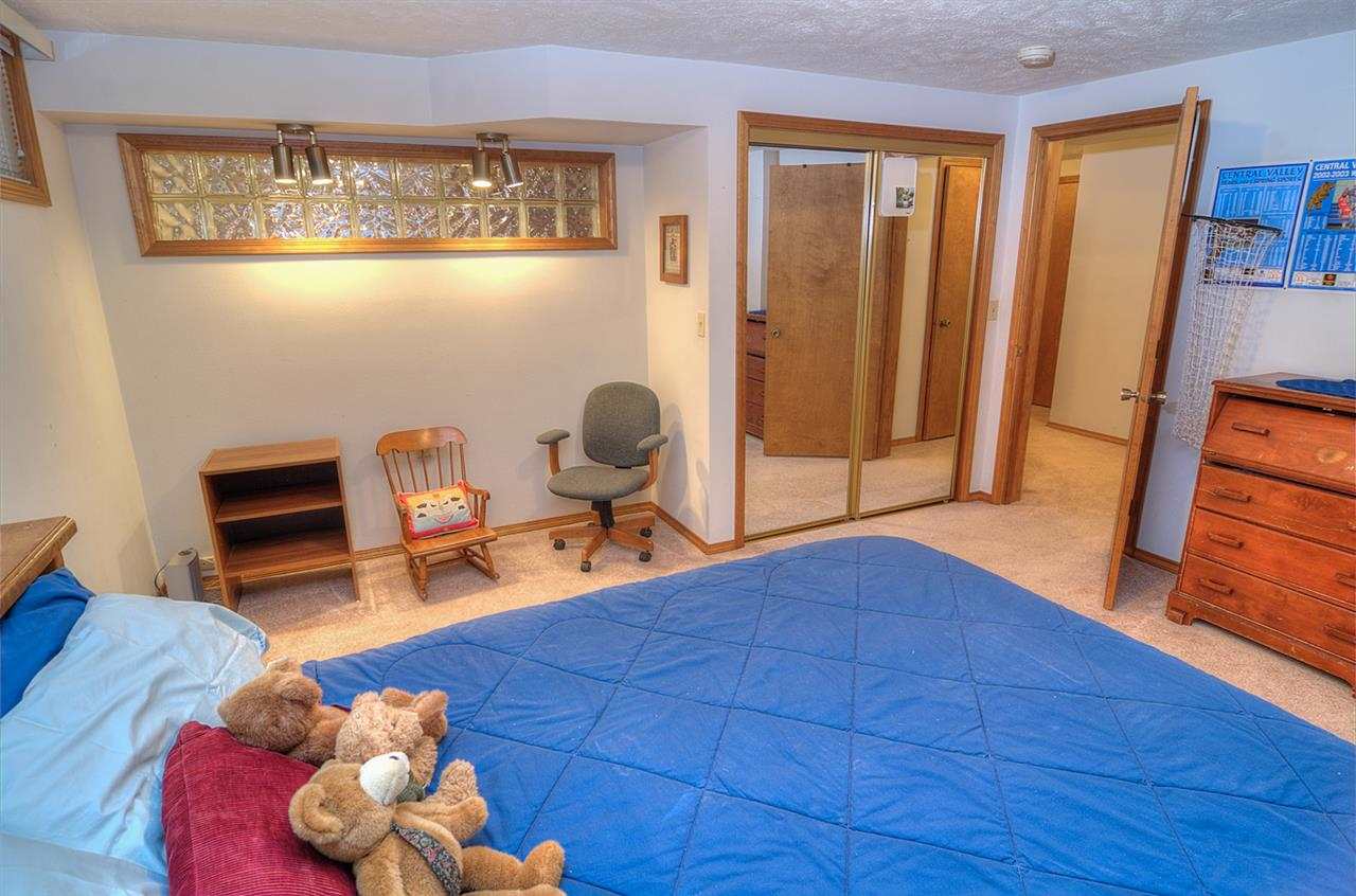 13908 E 27th Ct - Photo 18