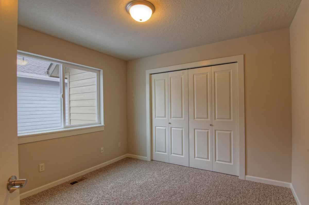 1131 W Quail Crest Ave - Photo 3