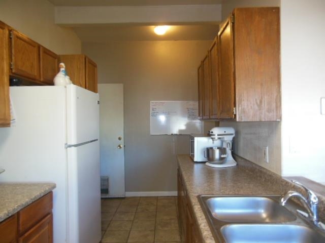 7011 N WALL - Photo 4
