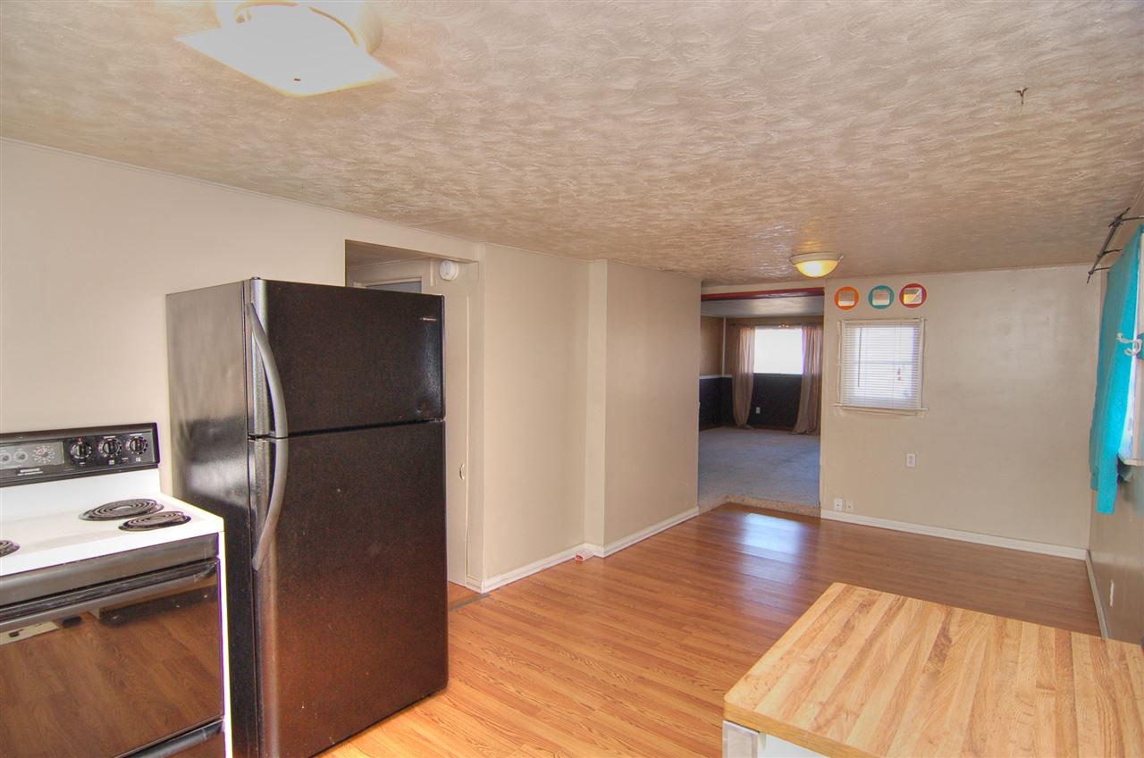 1828 E Bridgeport Ave - Photo 4