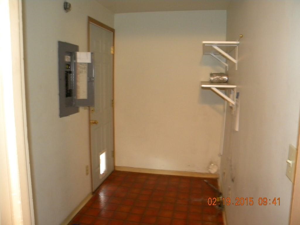6923 N Whitehouse Rd - Photo 9
