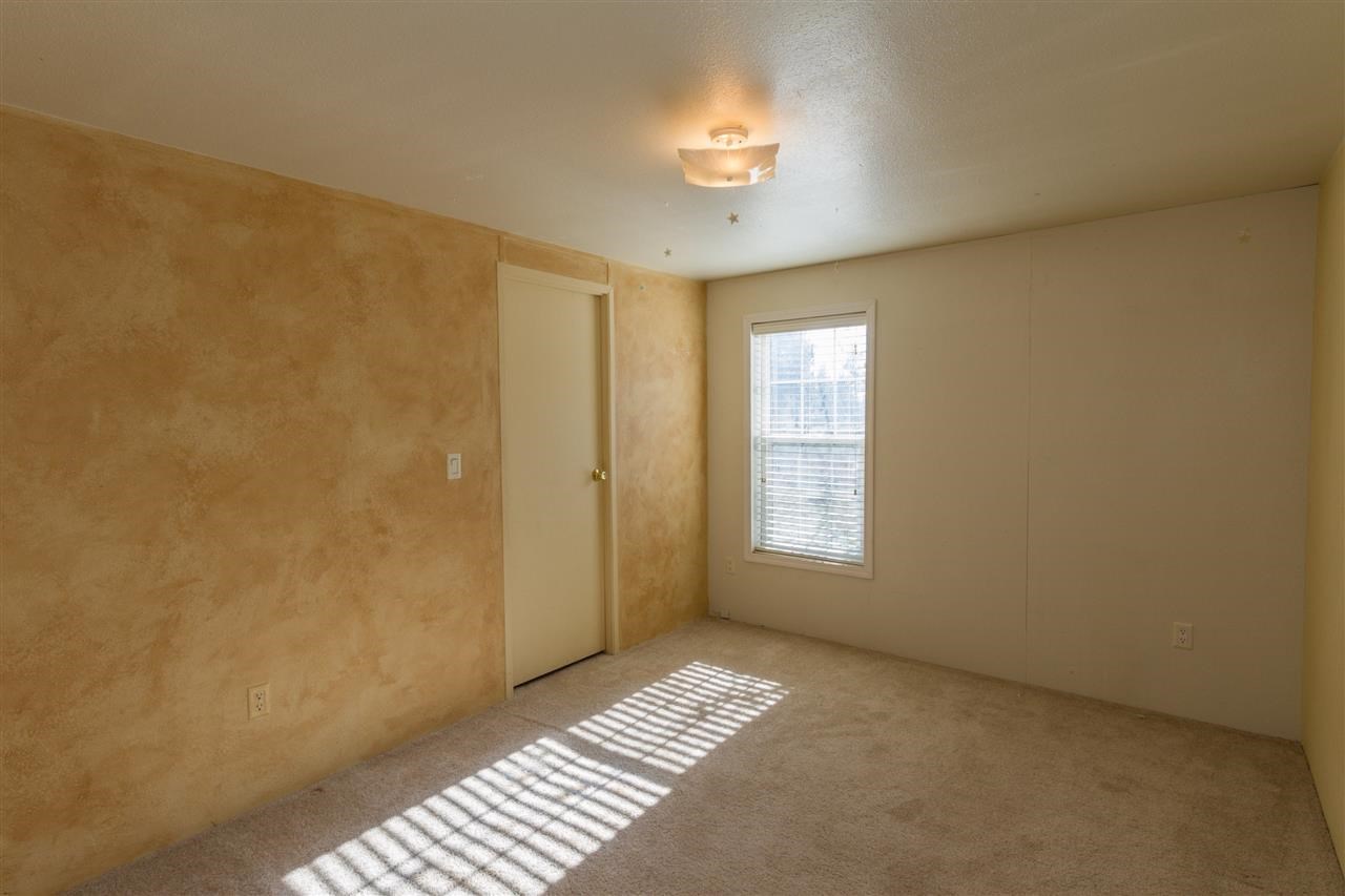 2010 W Smythe Rd - Photo 12