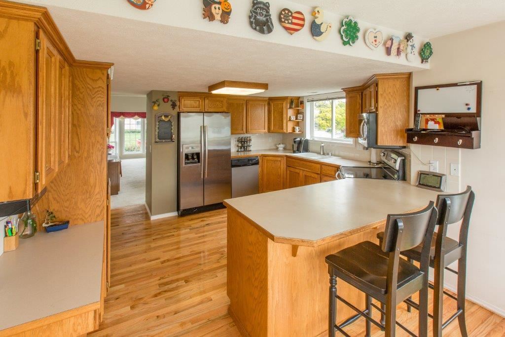 8712 N Kensington Dr - Photo 6