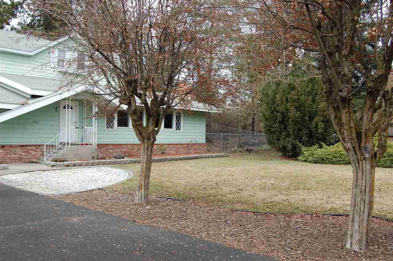 1902 S Garden Ln - Photo 3
