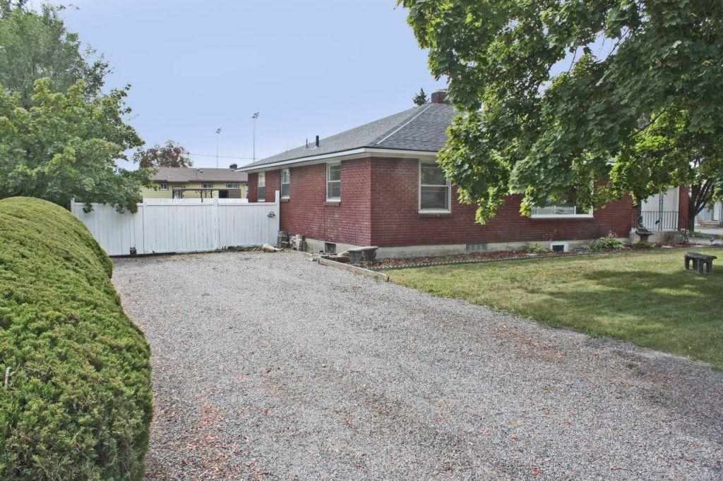 8506 E Dalton Ave - Photo 20