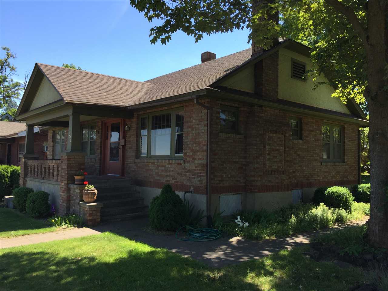 1008 E 5th Ave - Photo 3