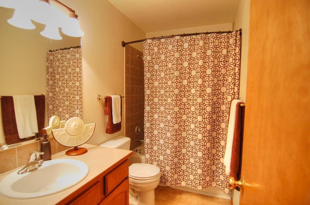 1506 E Clover Ave - Photo 7