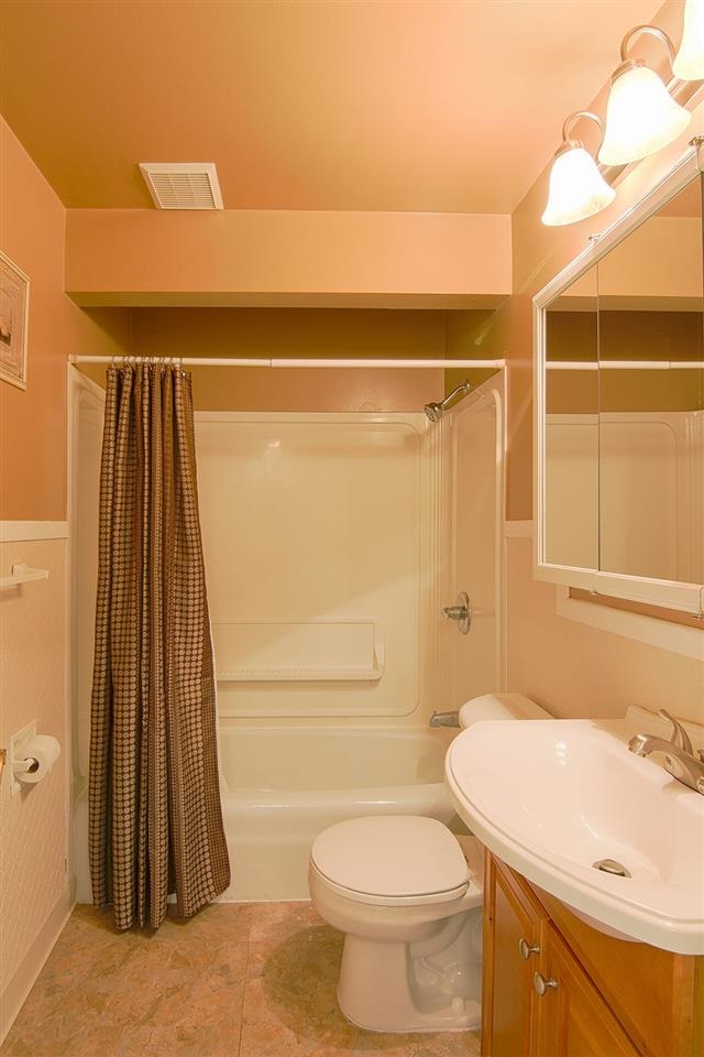 2826 W Hoffman Ave - Photo 13