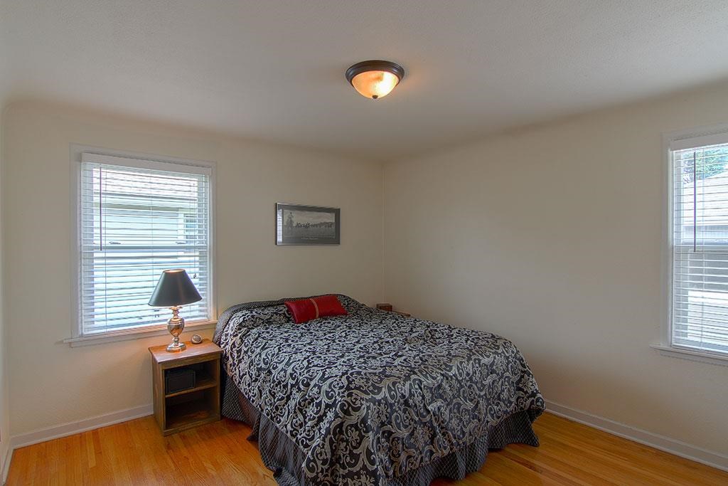 2826 W Hoffman Ave - Photo 14
