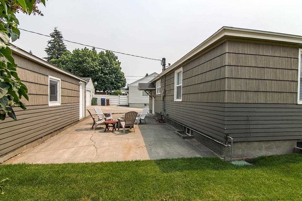 2826 W Hoffman Ave - Photo 18