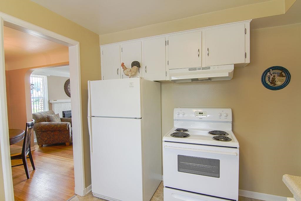 2826 W Hoffman Ave - Photo 9