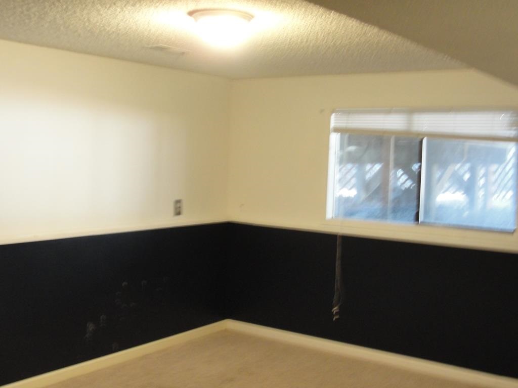 9705 E 9th Ave - Photo 16
