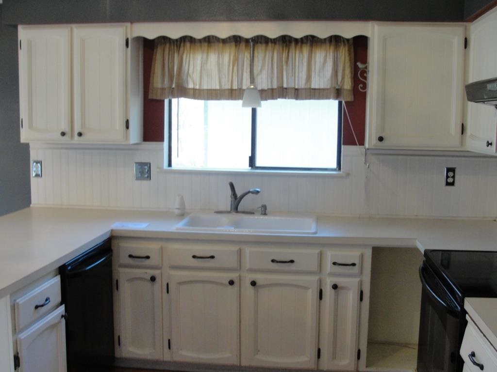 9705 E 9th Ave - Photo 5