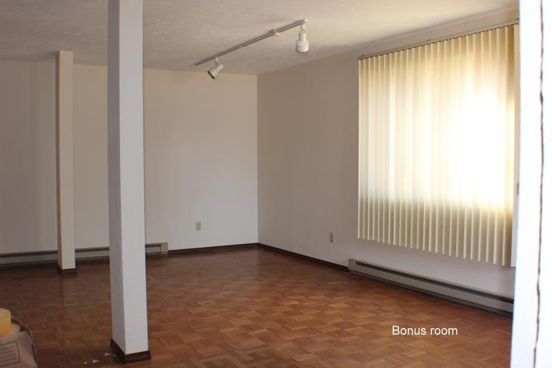 5915 N FLEMING - Photo 11