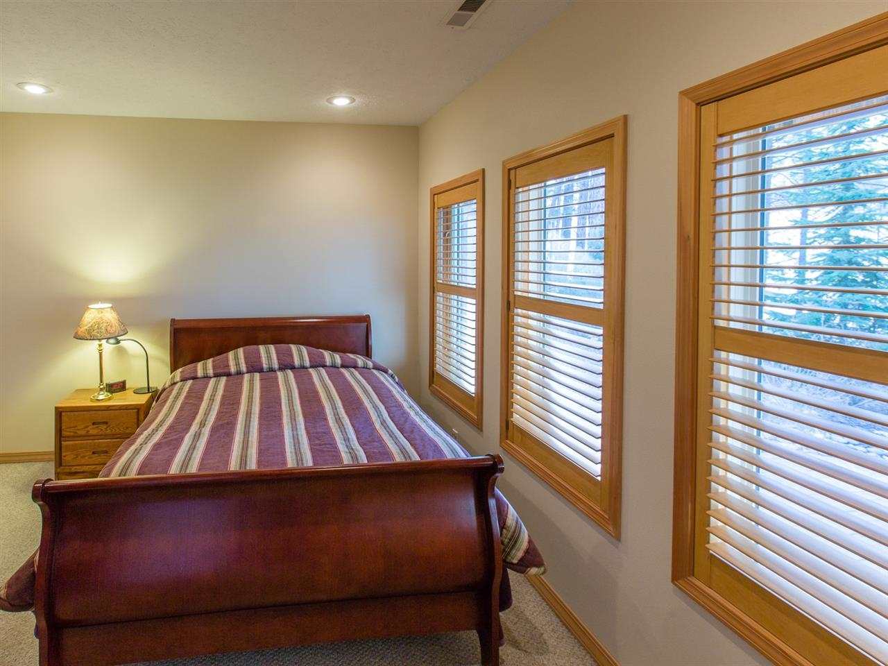 6402 S Woodland Ct - Photo 15
