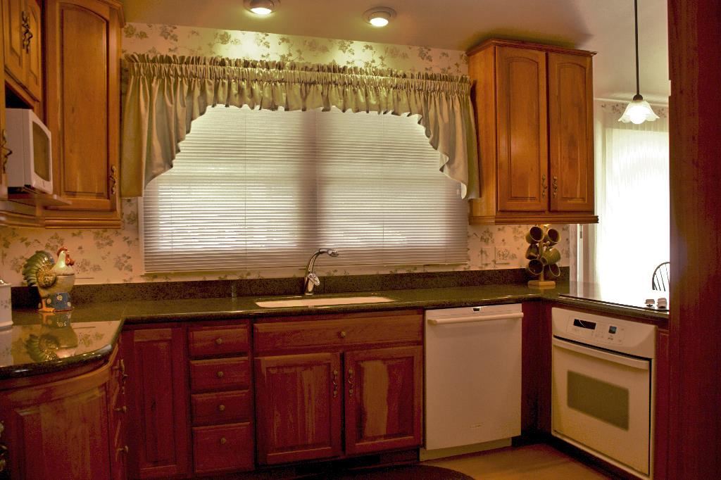 2211 E 34th - Photo 13