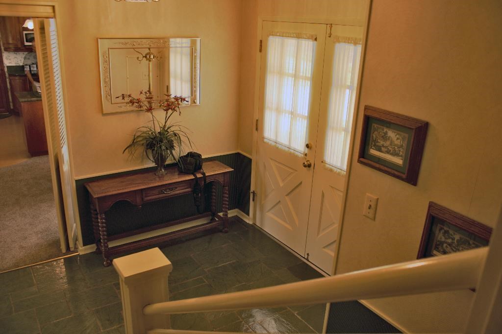 2211 E 34th - Photo 7