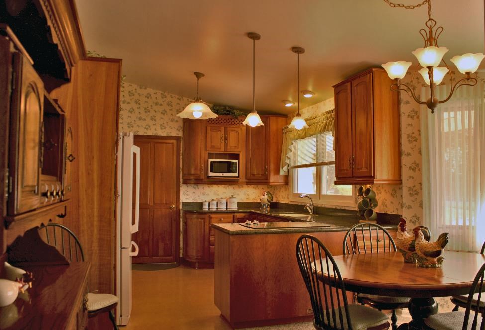 2211 E 34th - Photo 10