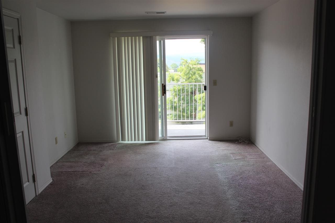 251 N Elm - Photo 12