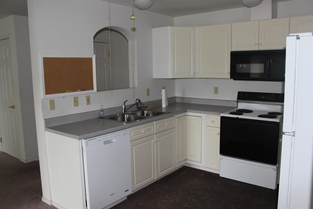 251 N Elm - Photo 5