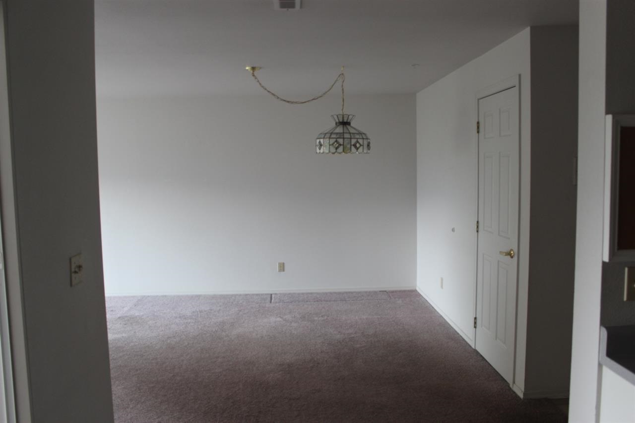 251 N Elm - Photo 6