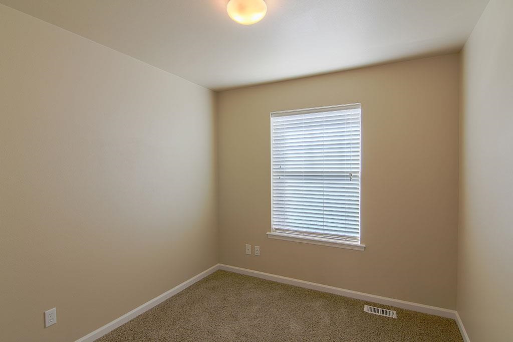 1624 N Harmony Ln - Photo 13