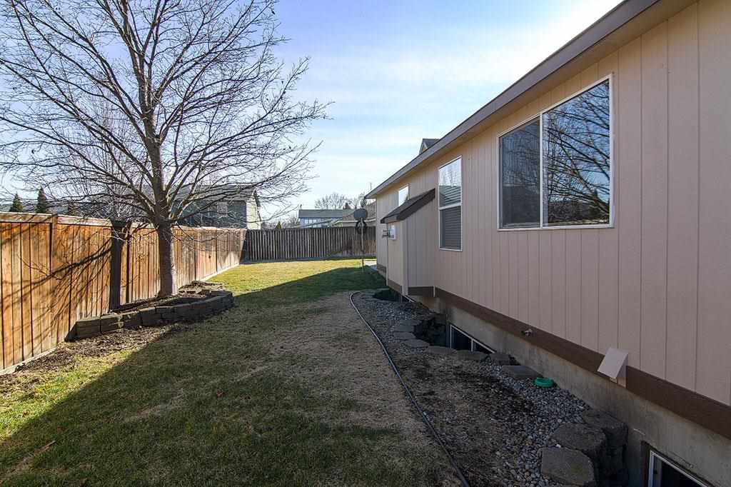 1624 N Harmony Ln - Photo 20