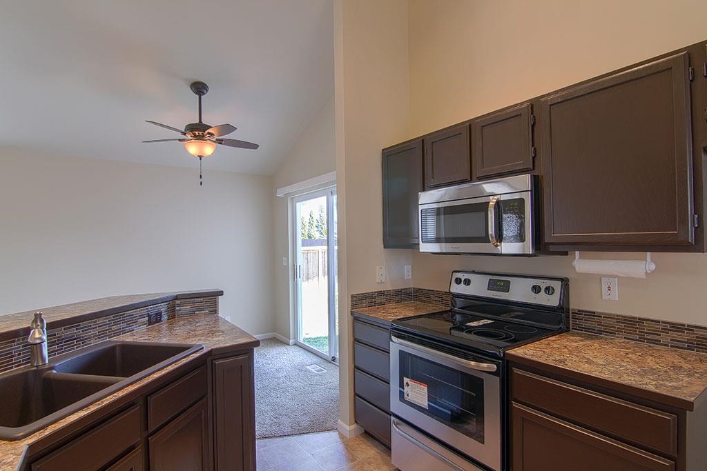 1624 N Harmony Ln - Photo 6