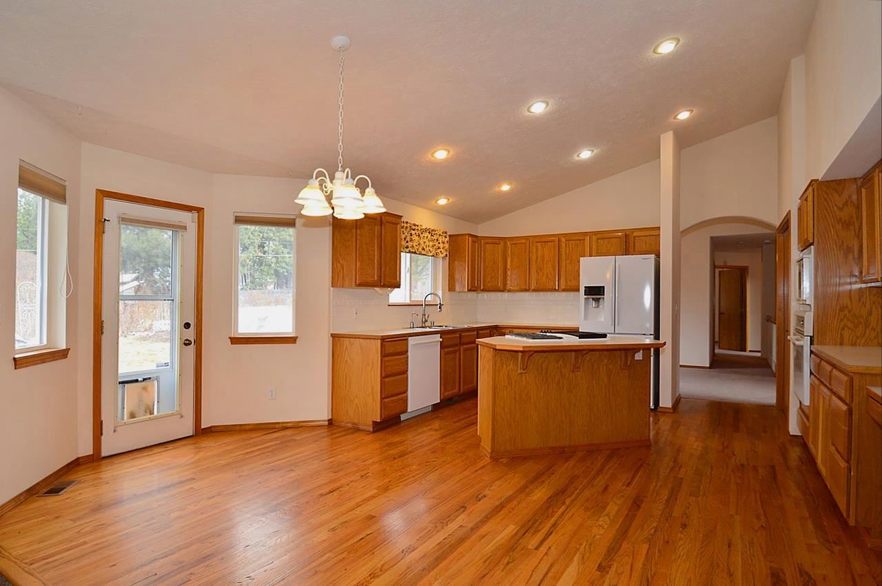 5607 E 27TH - Photo 11