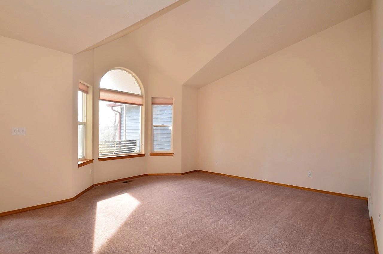 5607 E 27TH - Photo 8