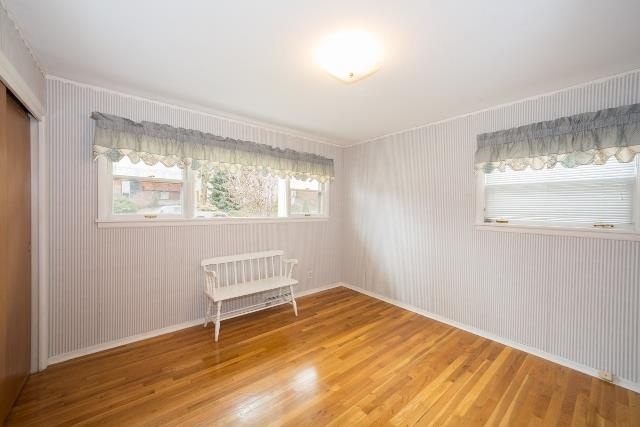 5015 N Greenwood Blvd - Photo 4
