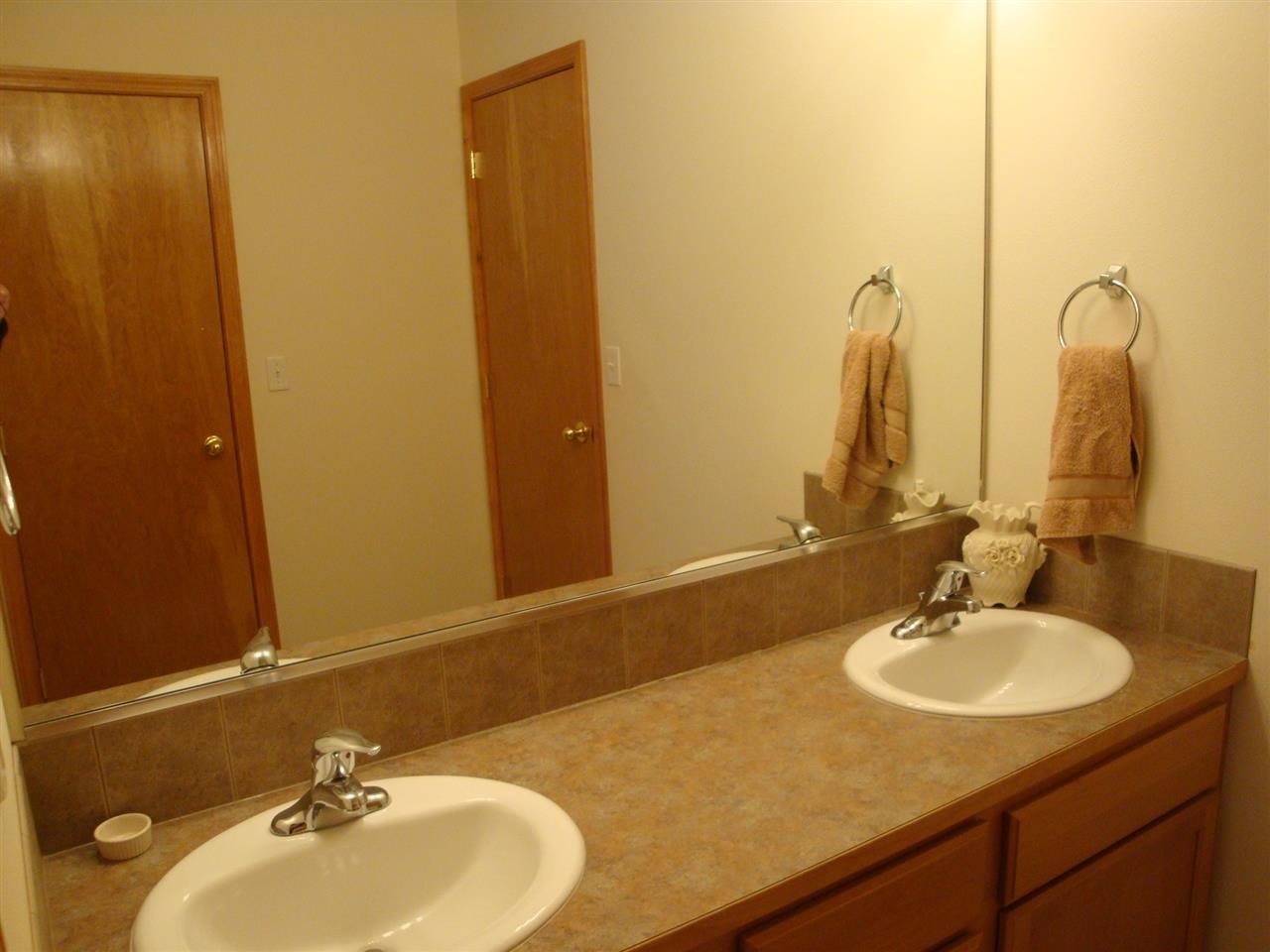 409 S McKee St - Photo 12