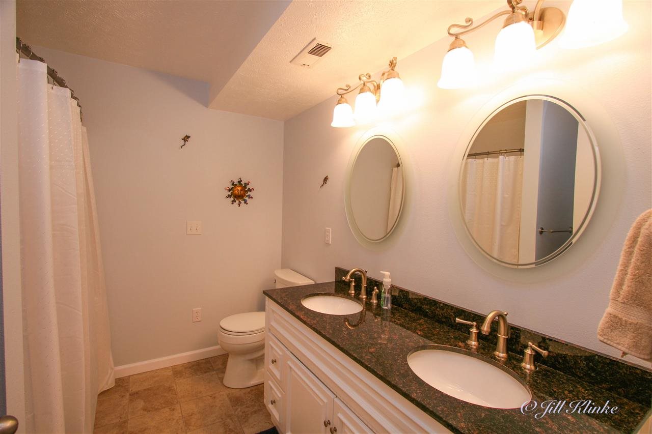 914 N Country Club Dr - Photo 14