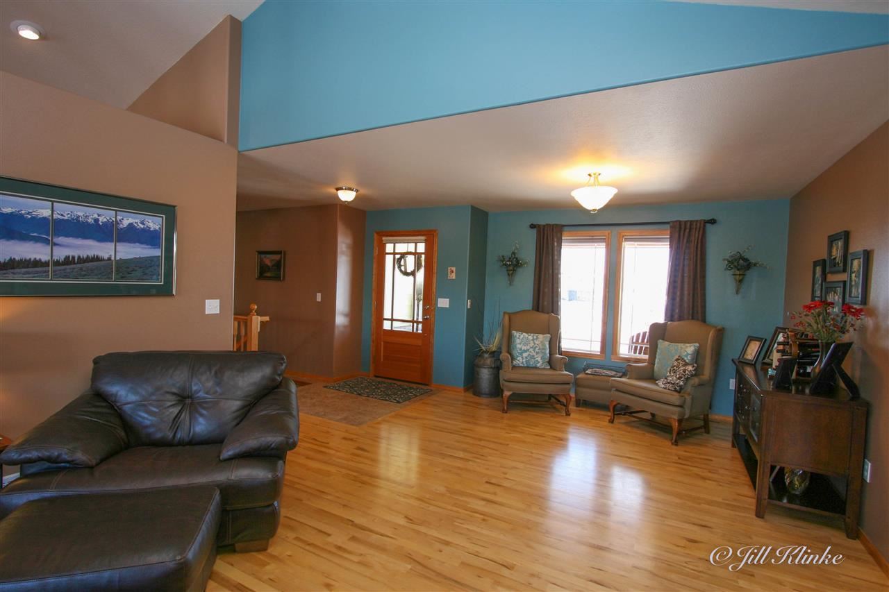 914 N Country Club Dr - Photo 5