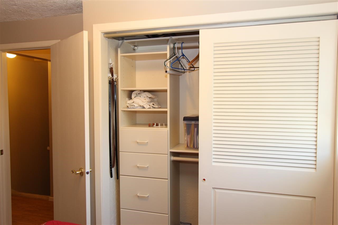 6015 N Mitchell Dr - Photo 11