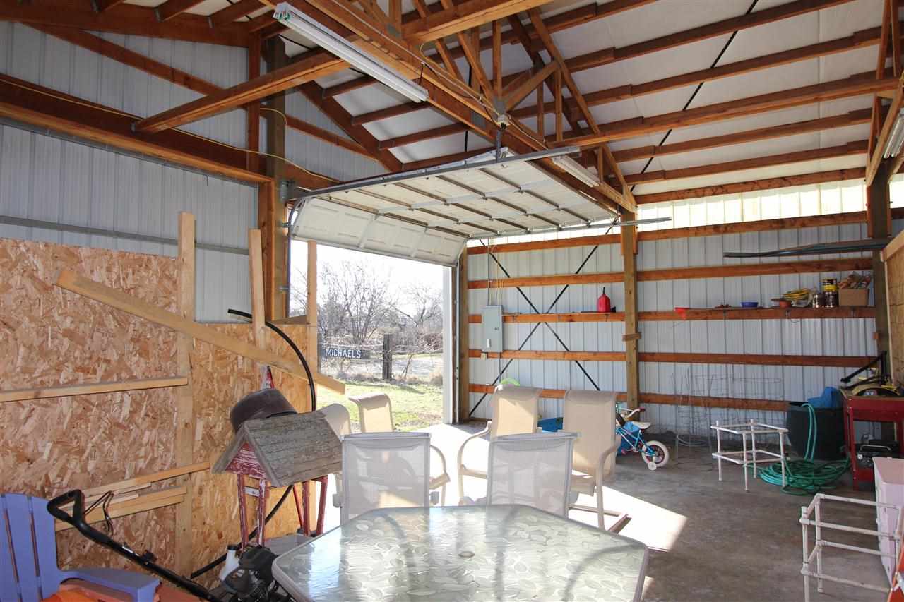 6015 N Mitchell Dr - Photo 17