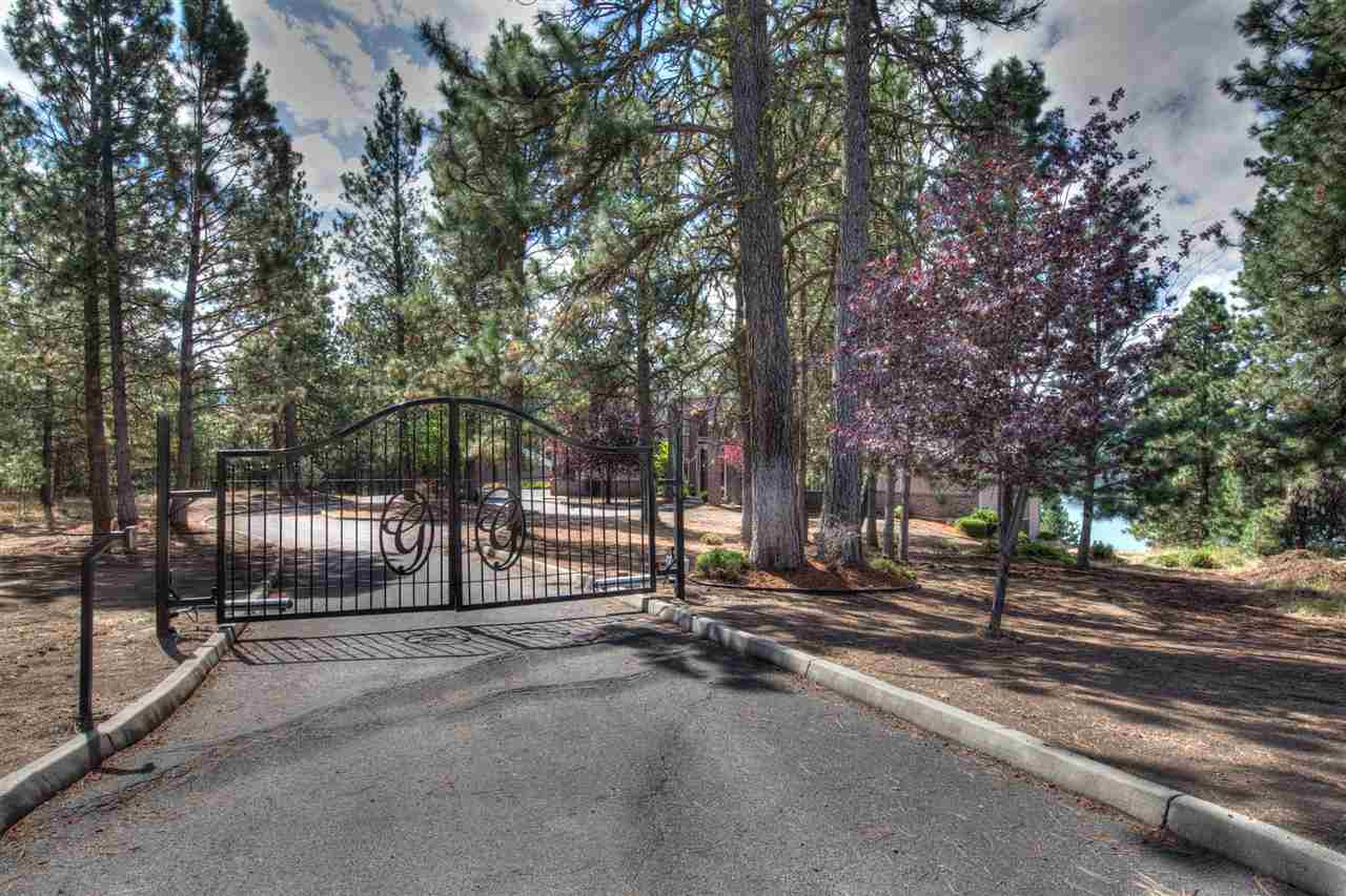 224 S Greenridge Dr - Photo 3