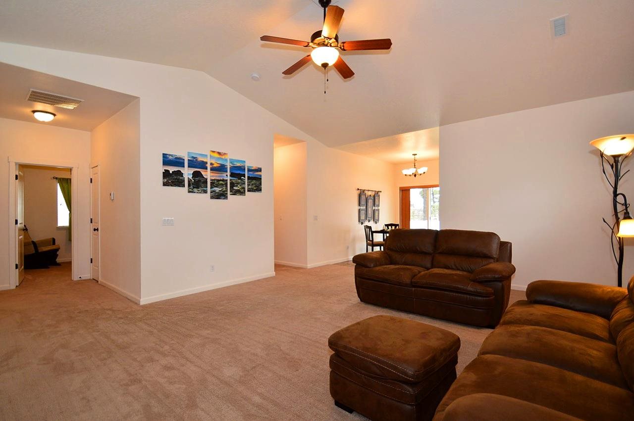 8619 W Campus Dr - Photo 5